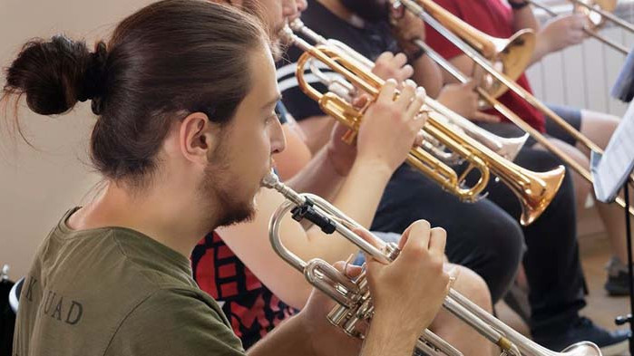 Концерт-изложба изпраща випуск 2020 на НУИ „Добри Христов“